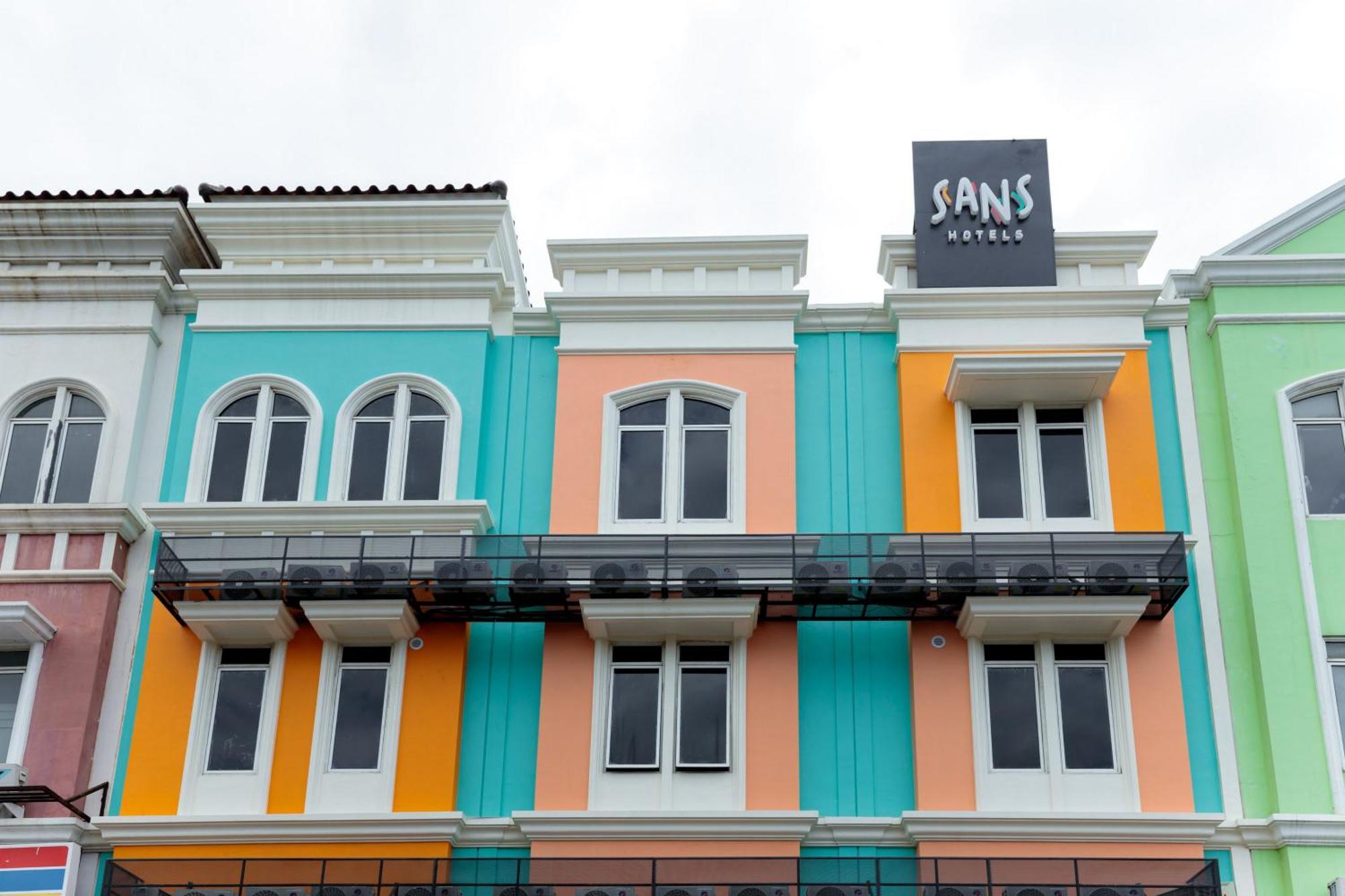Sans Hotel Kelapa Gading Cakarta Dış mekan fotoğraf