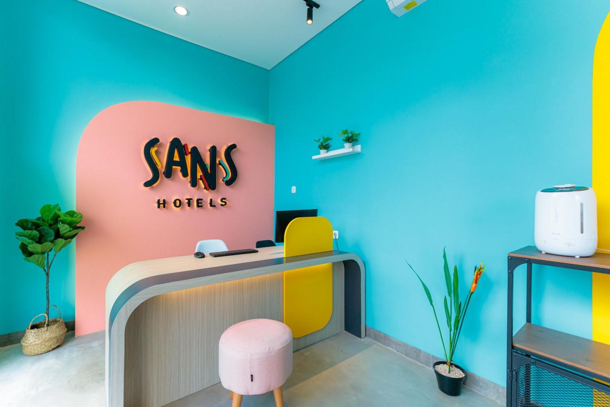 Sans Hotel Kelapa Gading Cakarta Dış mekan fotoğraf