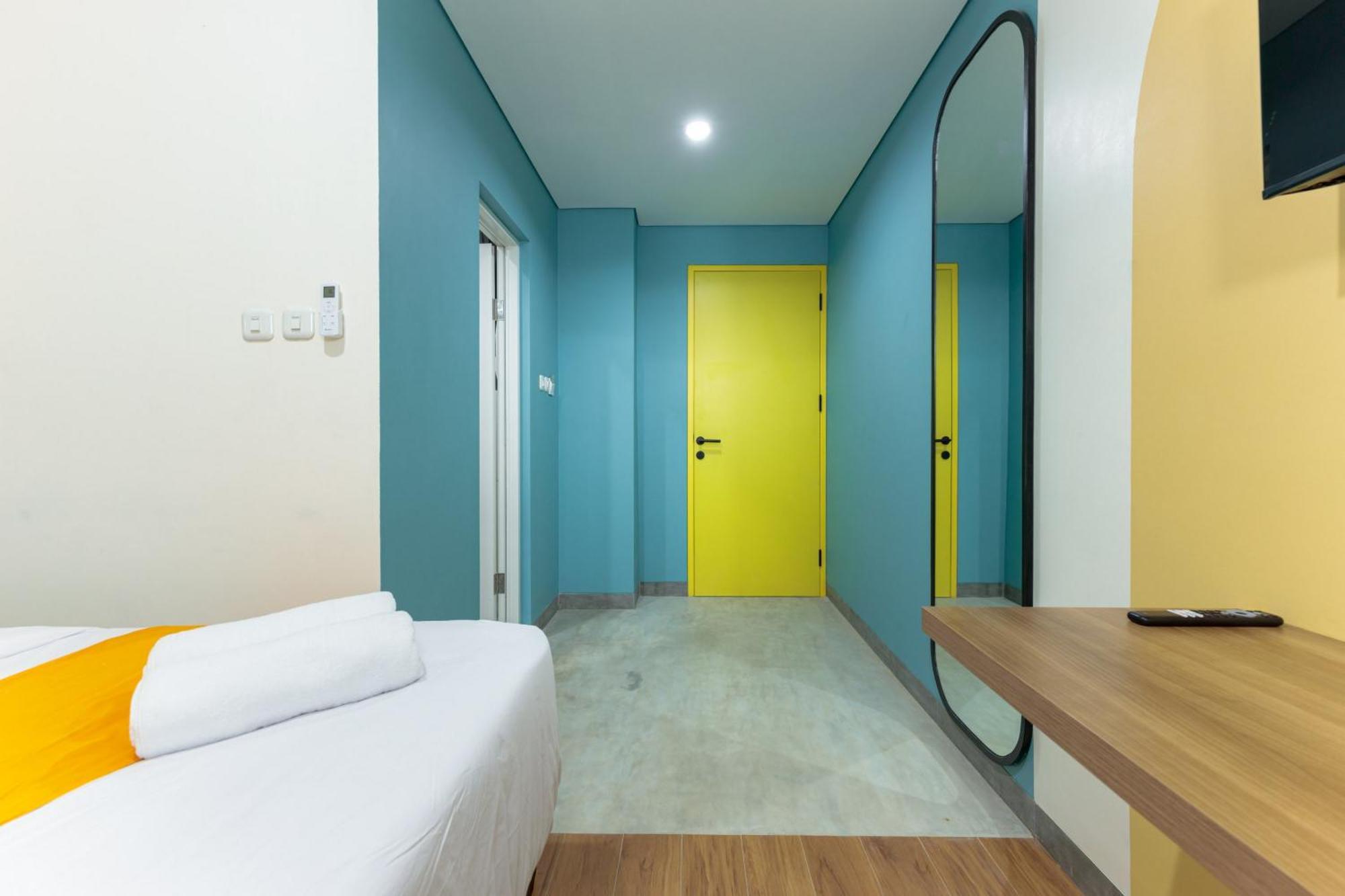 Sans Hotel Kelapa Gading Cakarta Dış mekan fotoğraf